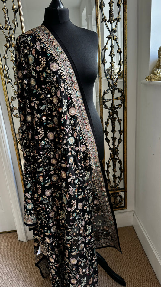 Black | The Camellia Collection