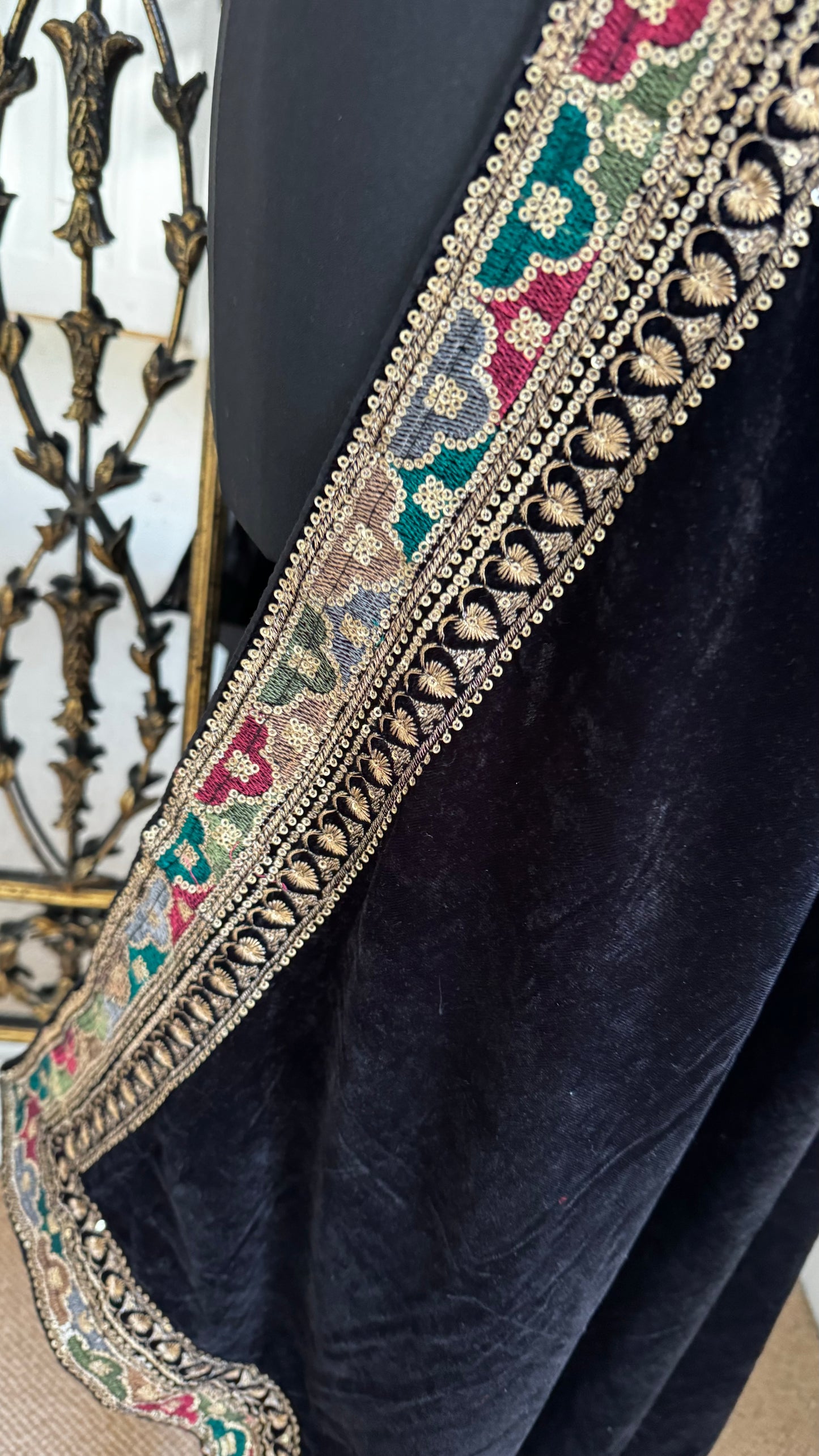 Sabya | Black Velvet Shawl / Duputta