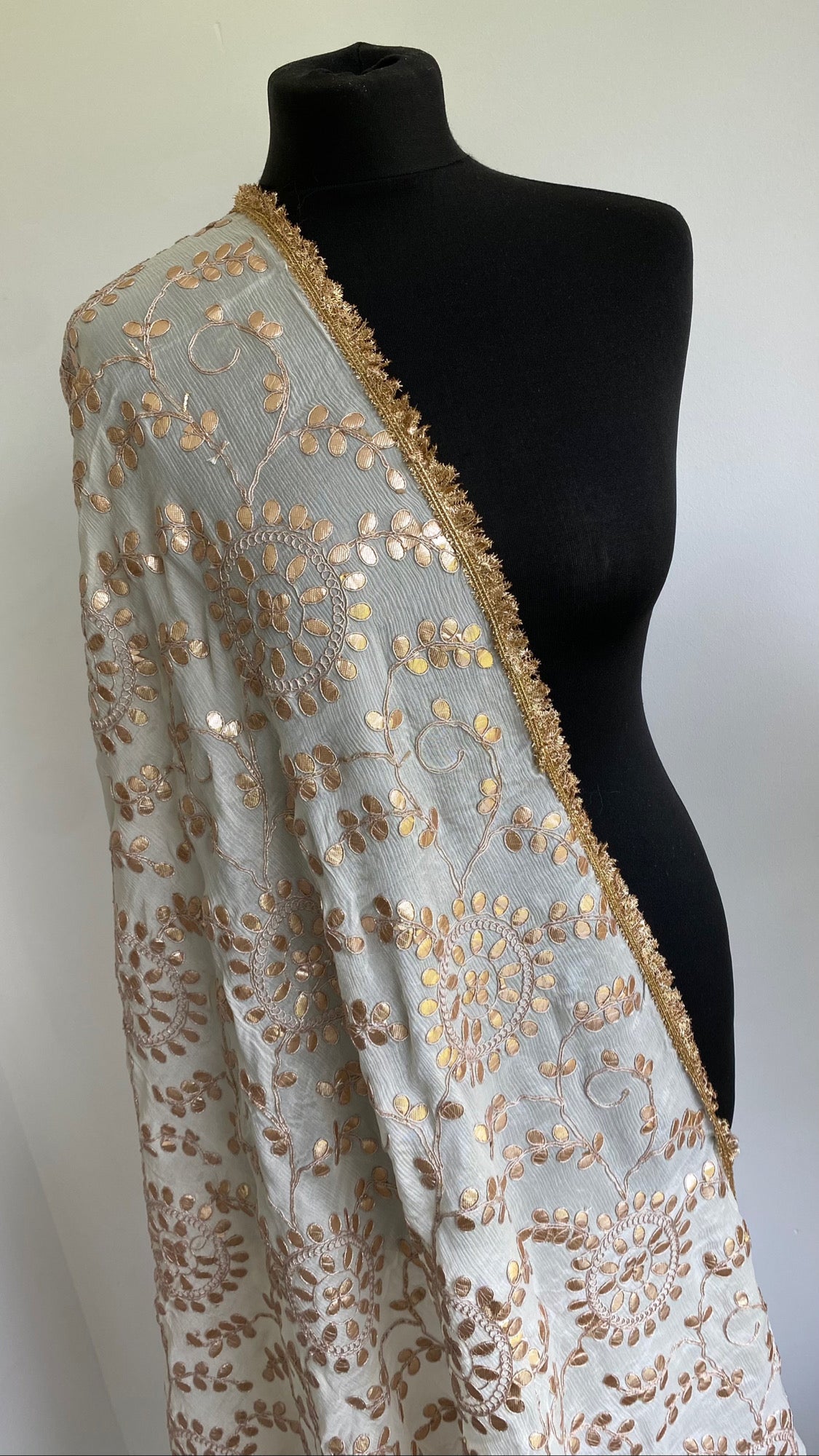 The Roop Collection KIDS | Ivory