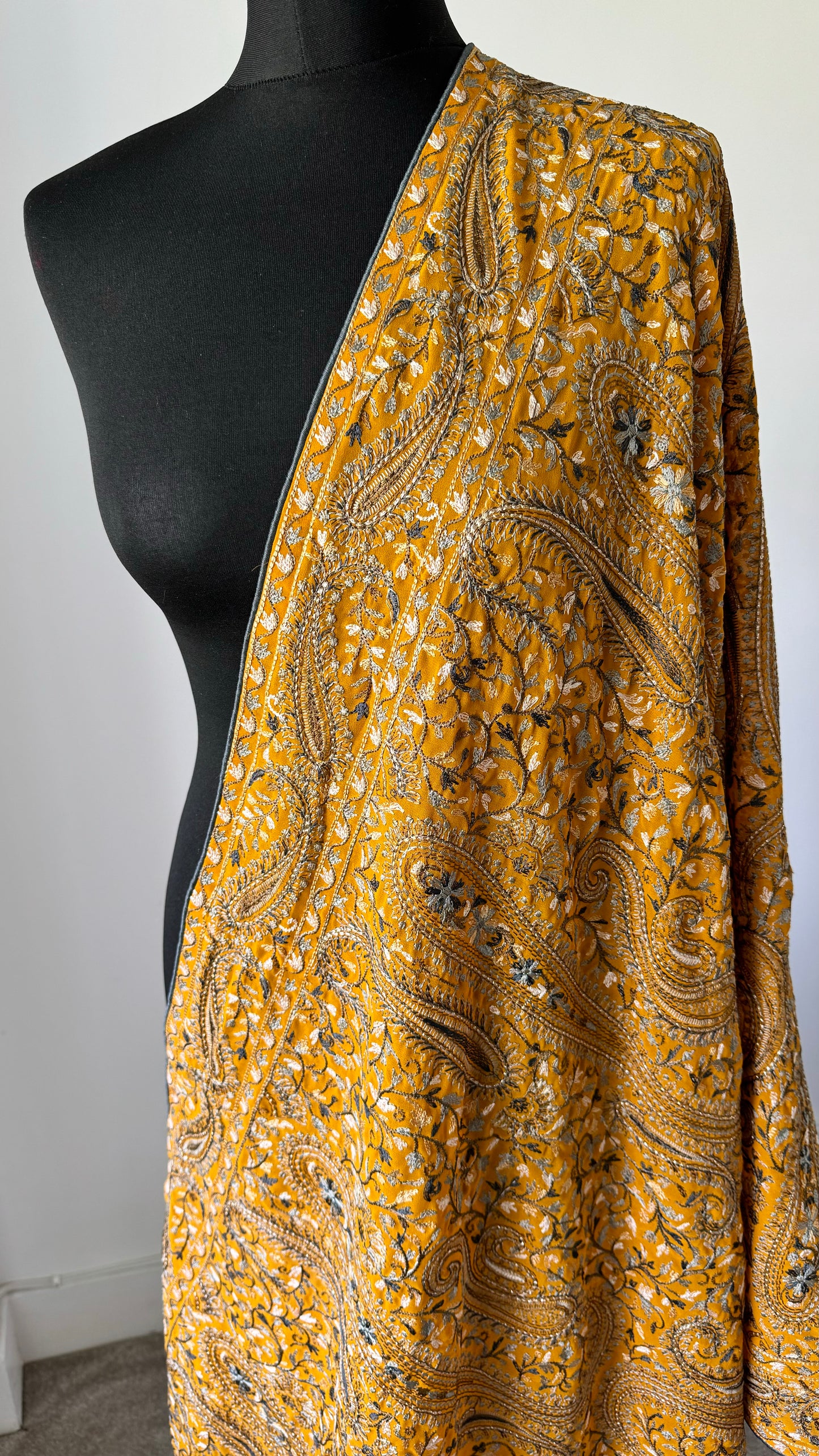 Ochre | The Kashmiri Collection