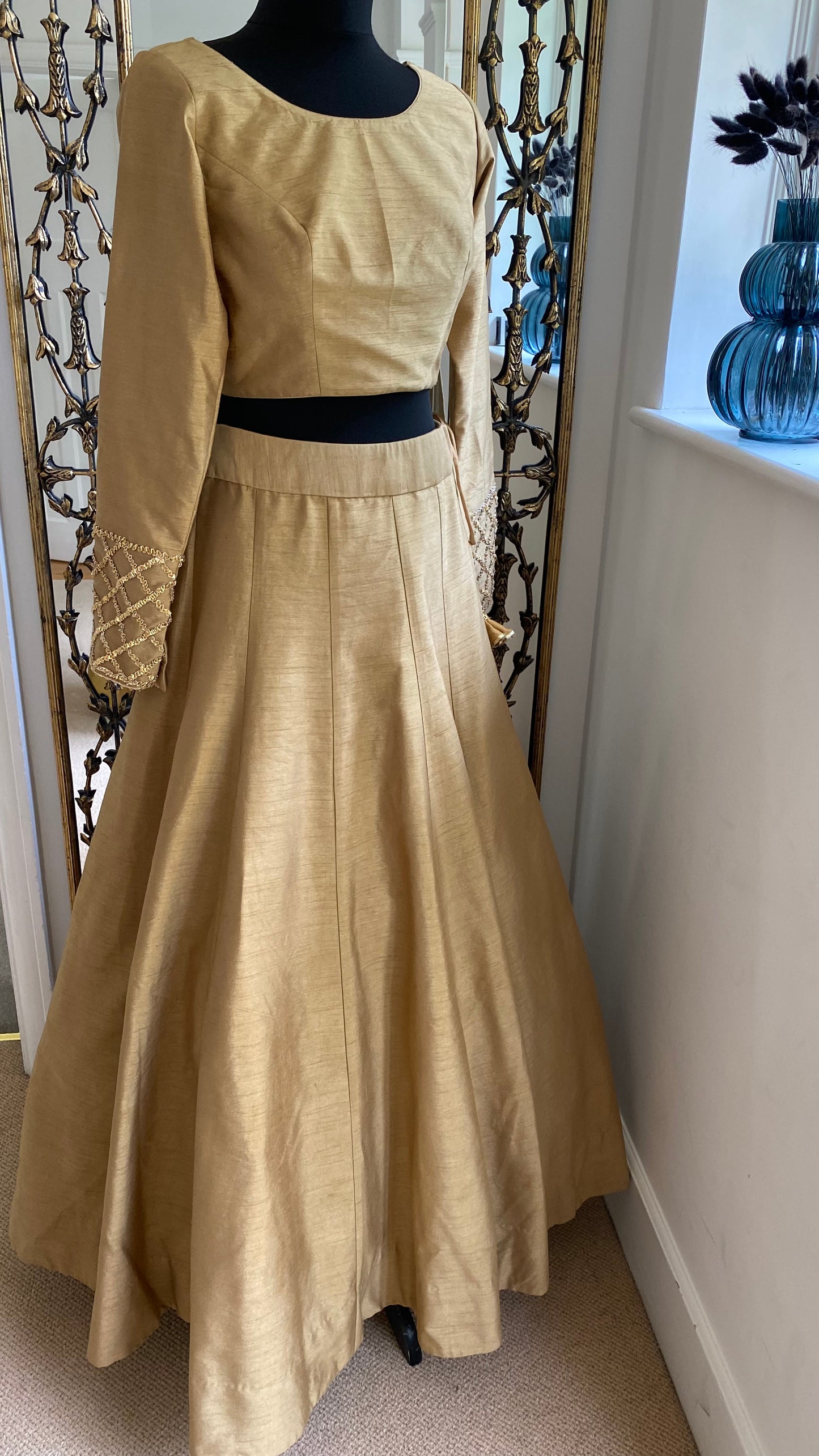 Gold | Ready to Wear Signature Lengha